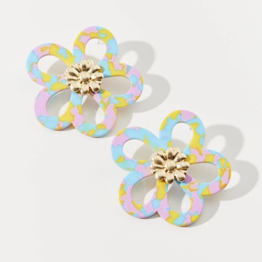 Urban Outfitters- Groovy Earrings